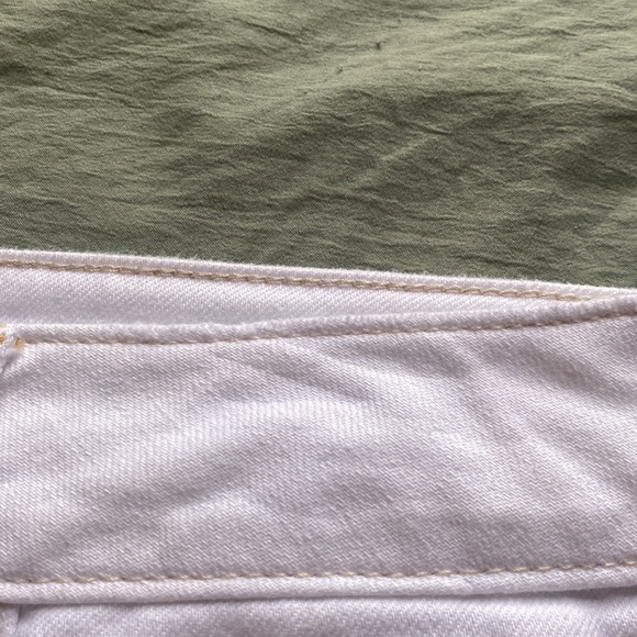 American Eagle Low Rise Distressed Shorts — Size 0!! - Picture 10 of 11